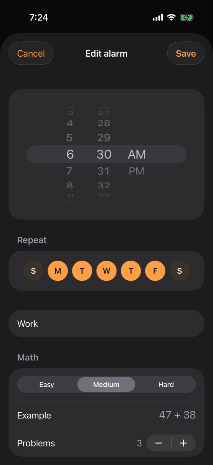 Editing an alarm with weekdays, a label and the math level Medium with 3 problems.